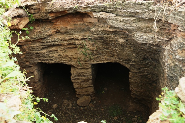 מערות אפקה